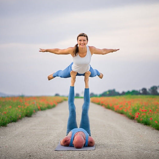 Lisa | FlyLight Yoga